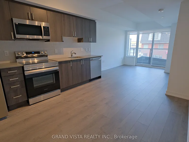 556 Marlee Ave #209 — Photo 3