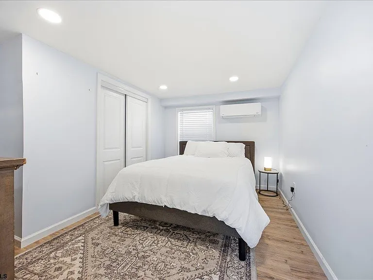 21 N Nashville Ave — Photo 10