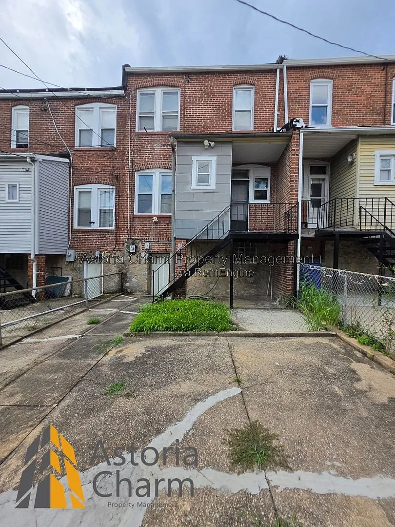 3 bed, 1.5 bath, $1,575 — Photo 4