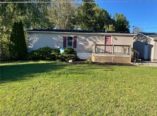3110 Bristol Champion Townline Rd NW, Bristolville, OH 44402