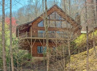 19 Dotsu Trl, Maggie Valley, NC 28751