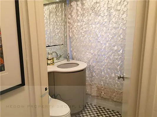 Rented by Medow Property | media 6