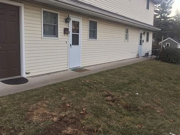 5th image of 800 Henry St APT 1A