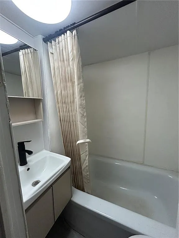 2 bed, 1.0 bath, 500 sqft, $950 — Photo 4
