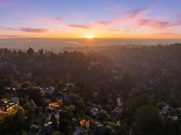 8440 Skyline Blvd, Oakland, CA 94611