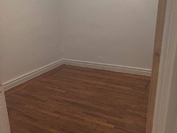 3rd image of 1526 Beach Ave #54