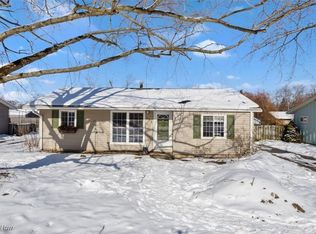 456 Larchwood Dr, Berea, OH 44017
