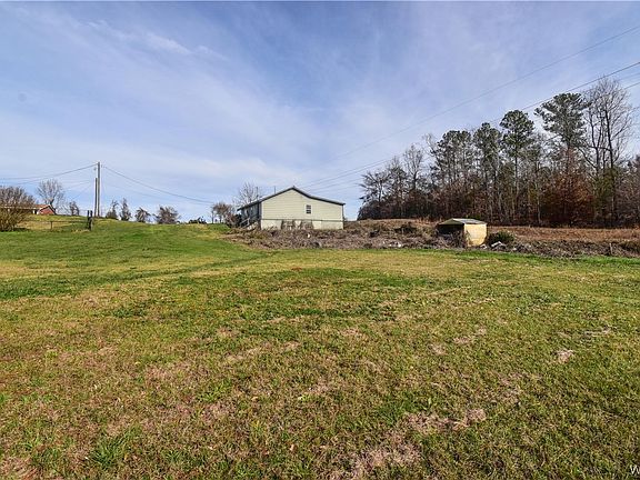 3rd image of 4351 Shaw Dr