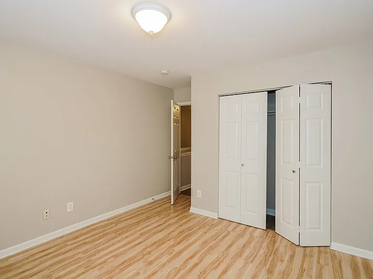 2145 Erin Ln — Photo 15