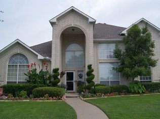 2401 Tallowtree Dr, Rowlett, TX 75089