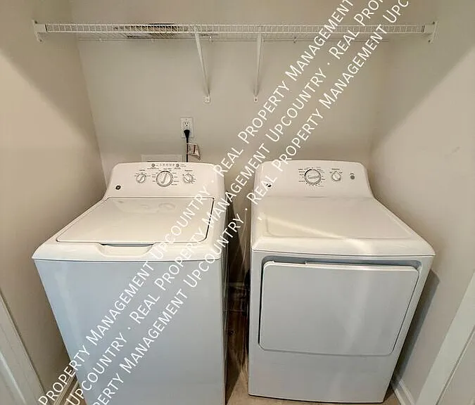 120 Fernside Ct — Photo 19