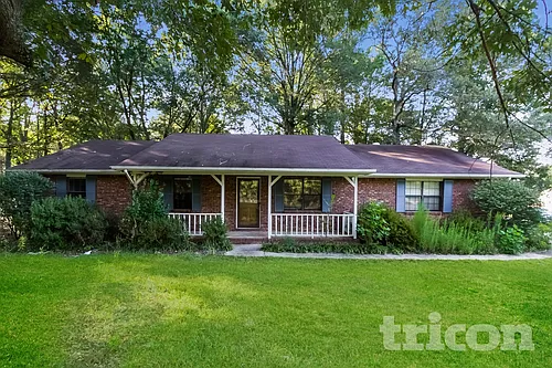 110 Belair Trl Photo 1