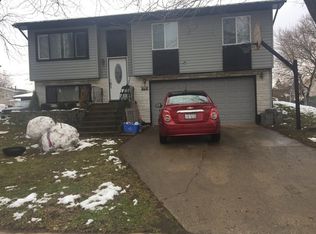 350 Ruth Cir, Bolingbrook, IL 60440