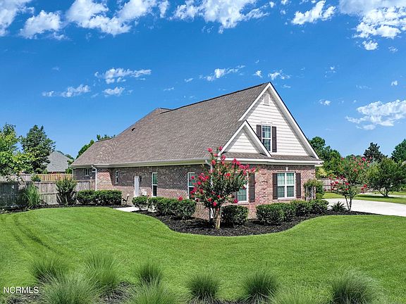 4th image of 2033 Woodwind Drive