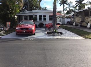 1000 Wiggins Pass Rd San Marino Cir, Naples, FL 34110