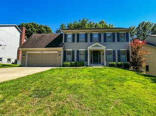 11717 W 101st Ter, Overland Park, KS 66214