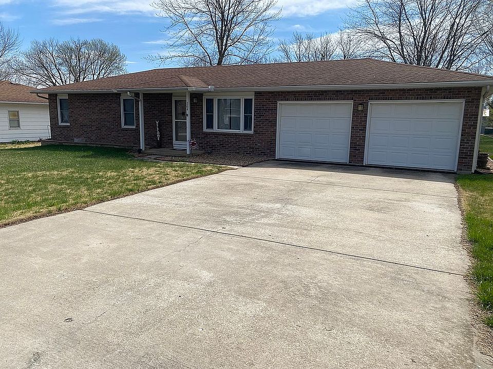1st image of 264 Shawn Ave