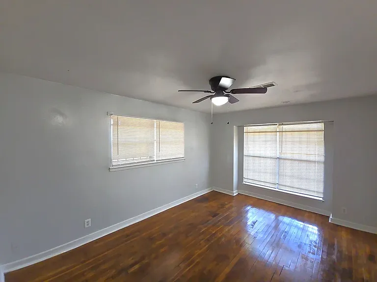 4203 Wuthering Heights Dr — Photo 9