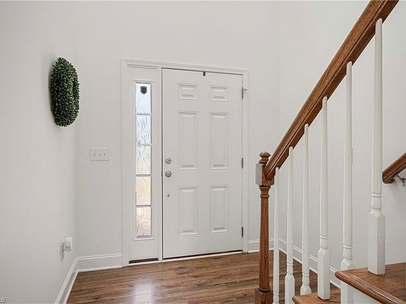 2nd image of 4005 Mackenzie Dr