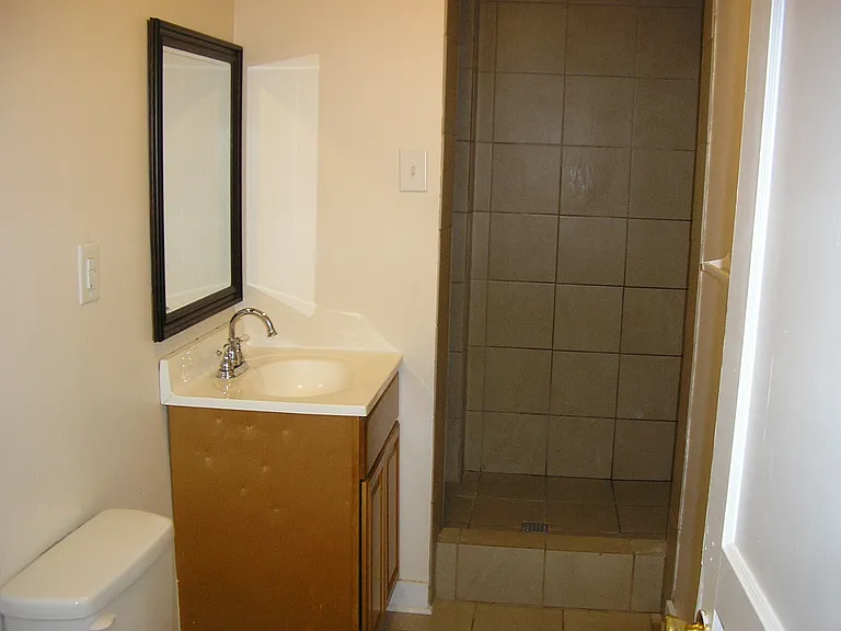 700 E 11th Ave #A — Photo 5