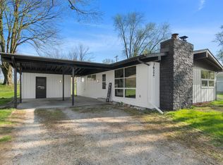 3622 Knoll Rd, Fort Wayne, IN 46809