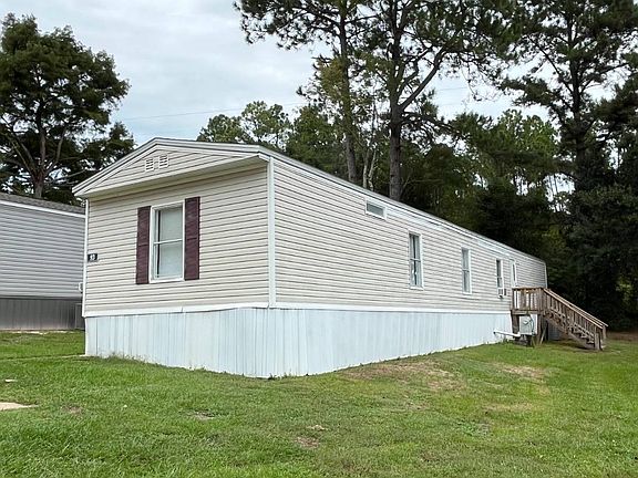 3rd image of 14142 Lorraine Rd #93