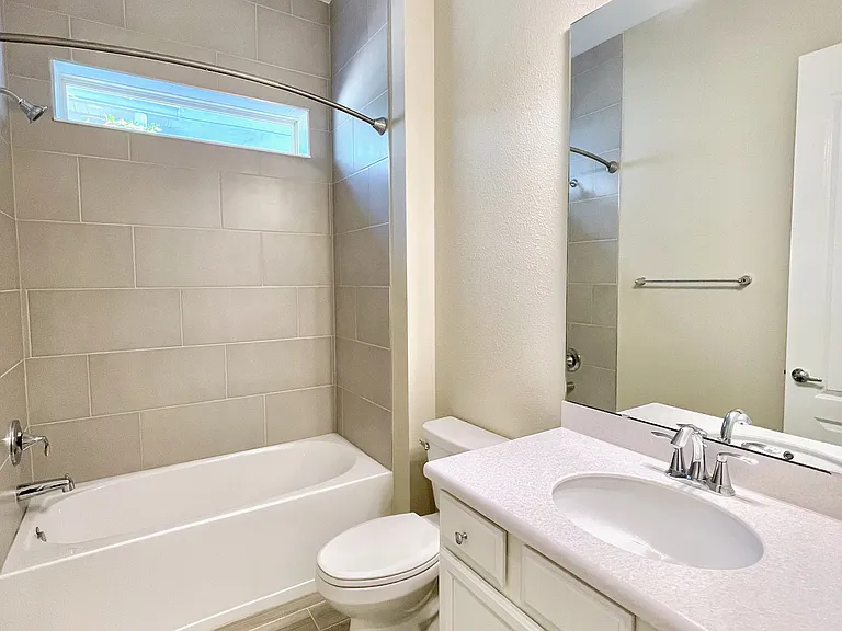 68 Furrier Ct — Photo 15
