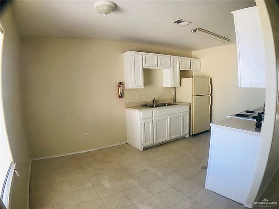 3rd image of 215-303 Gastel Cir