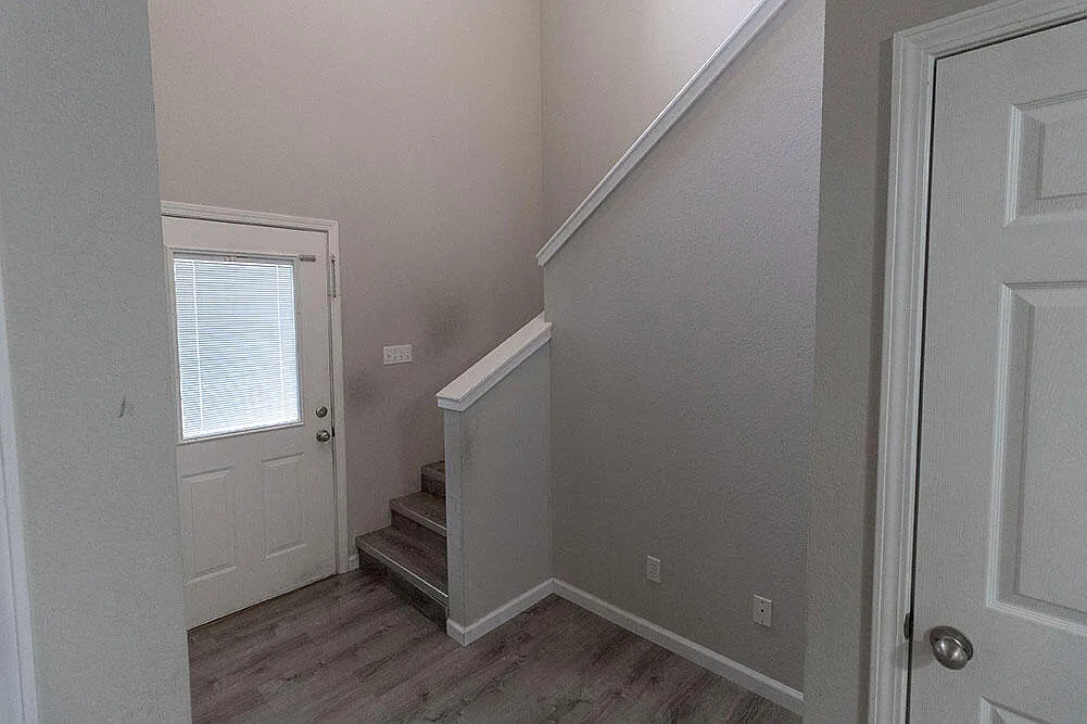4 bed, 3.0 bath, 1810 sqft, $1,850 — Photo 4