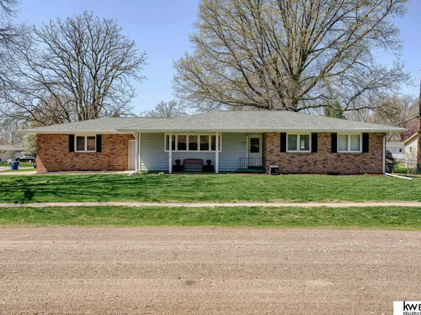 4545 S 39th St, Lincoln, NE 68516