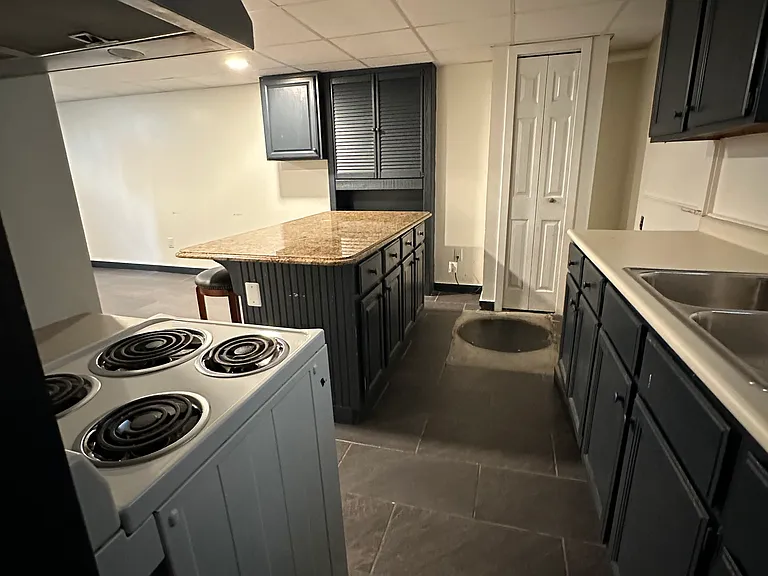829 Miller Ave #1 — Photo 14