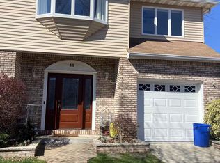 18 Hemlock St FLOOR 2, Staten Island, NY 10309