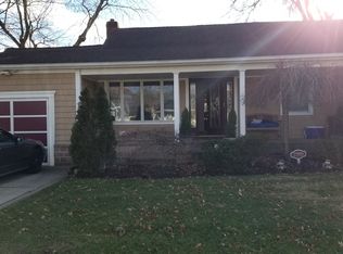 2906 Morgan Dr, Wantagh, NY 11793