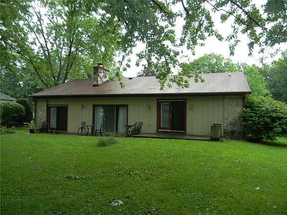 2nd image of 8333 Dove Ct