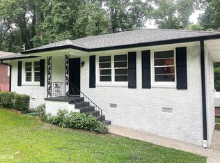 1192 Stoneybrook Rd, Forest Park, GA 30297