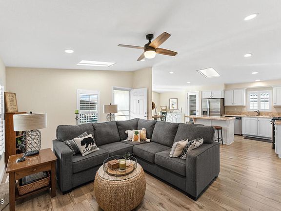 4th image of 128 Don Felipe Way #128