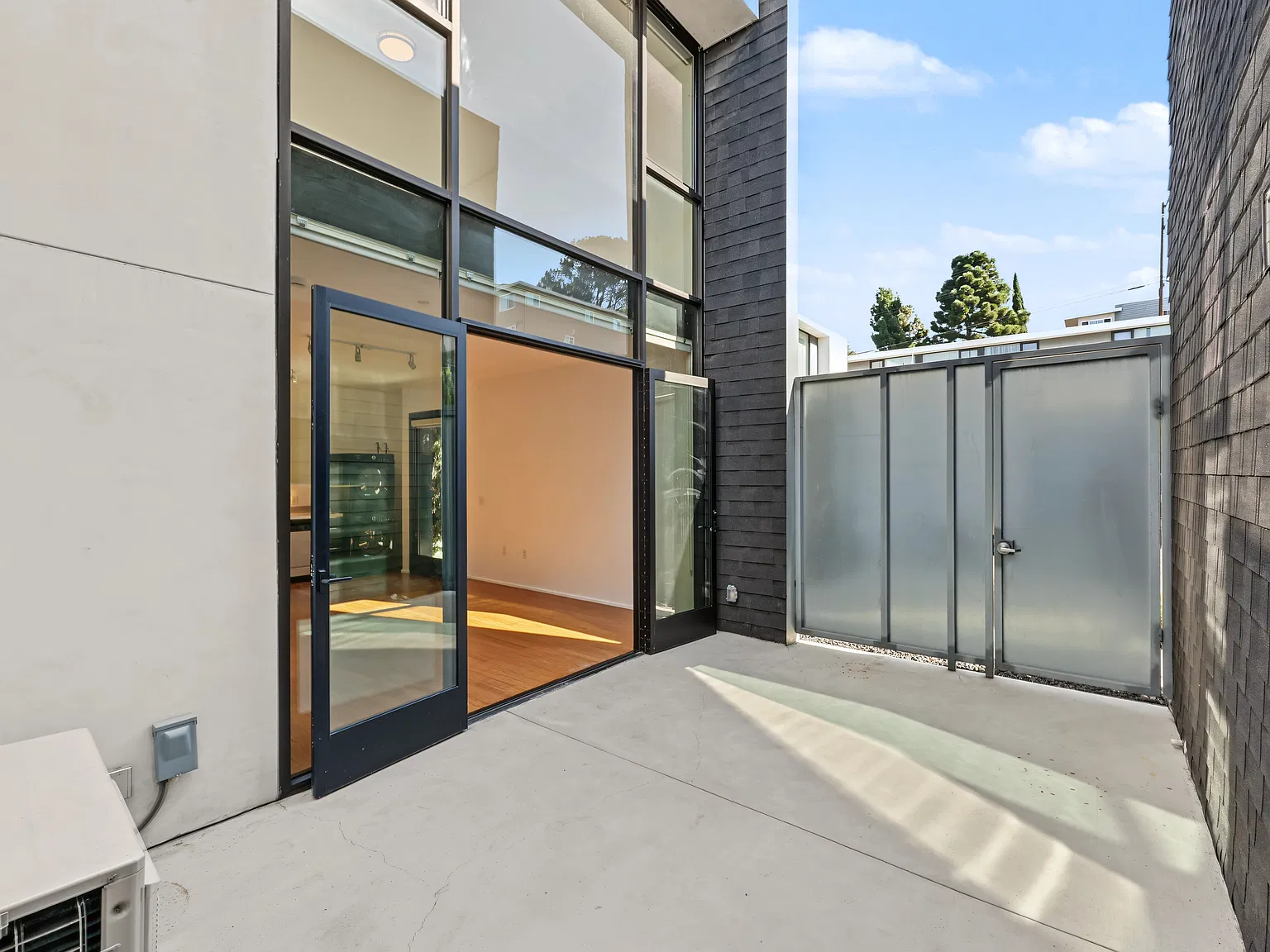 1 bed, 650 sqft, $2,895 — Photo 3