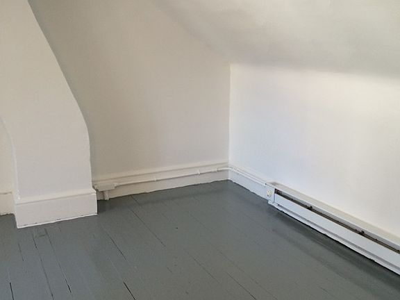 3rd Bedroom - 3rd Floor 2