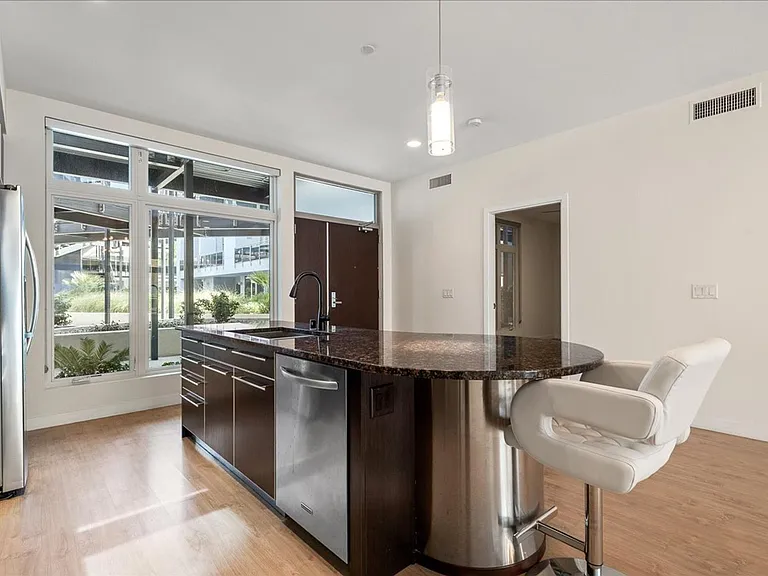 8925 W Flamingo Rd #102 — Photo 9
