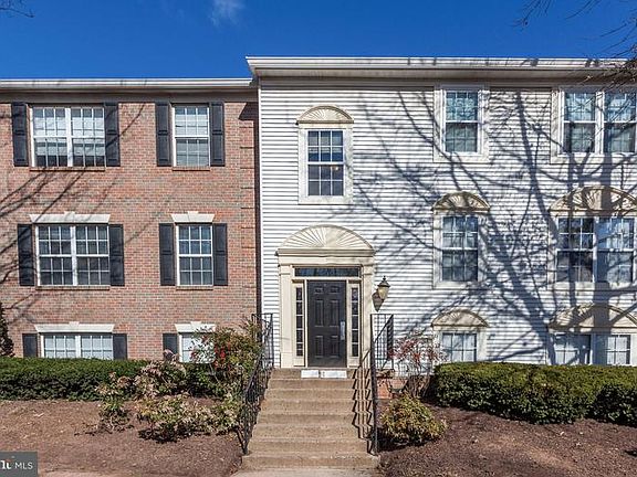 2nd image of 12106 Green Leaf Ct #82