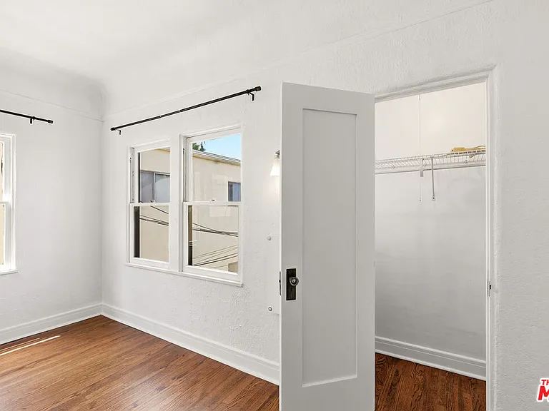 4429 Finley Ave #1/2 — Photo 19