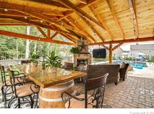 7220 Kilsyth St, Charlotte, NC 28273
