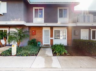 132 Lexington Ln, Costa Mesa, CA 92626