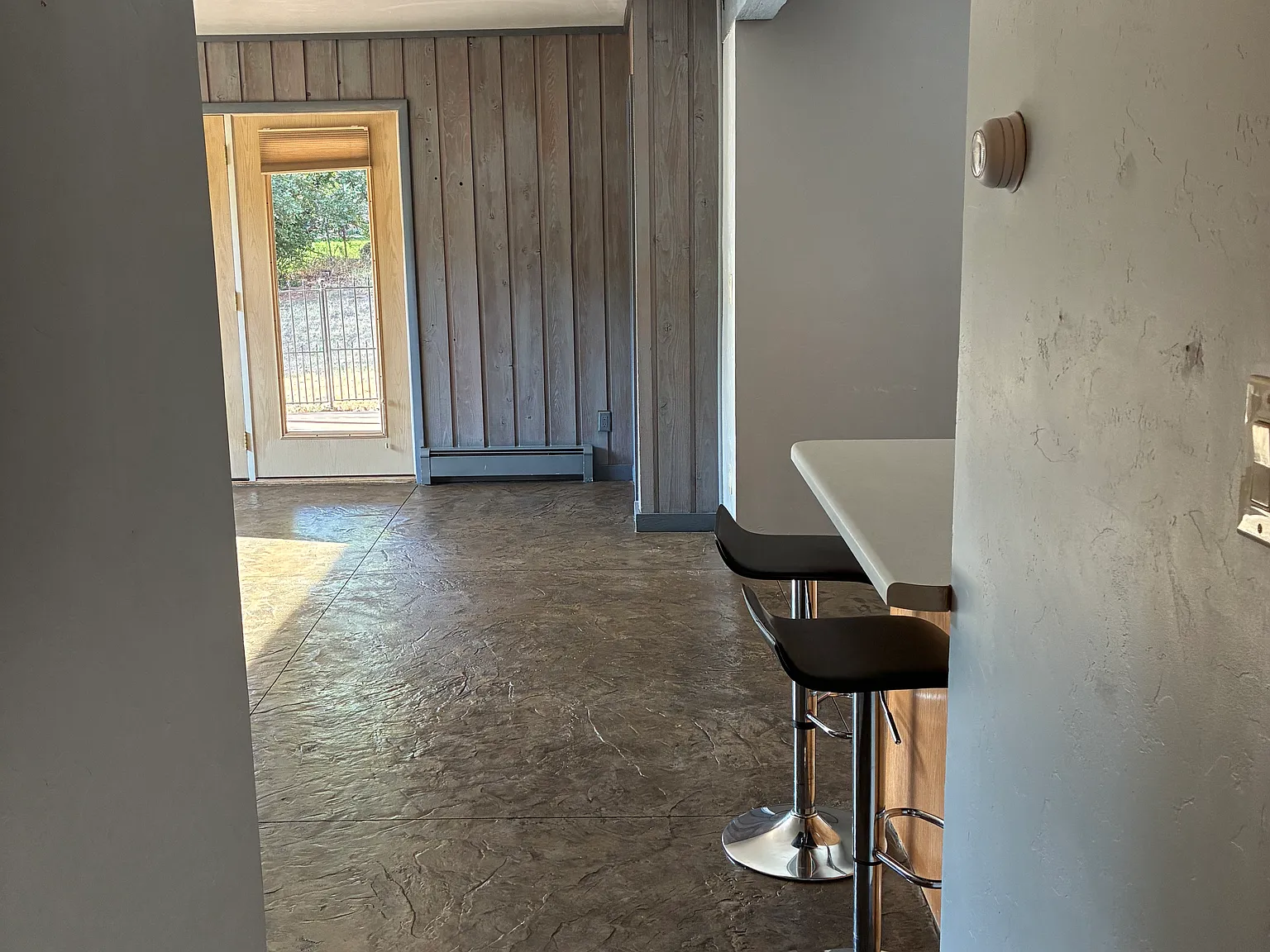 Midland Ave, Glenwood Springs — Photo 1