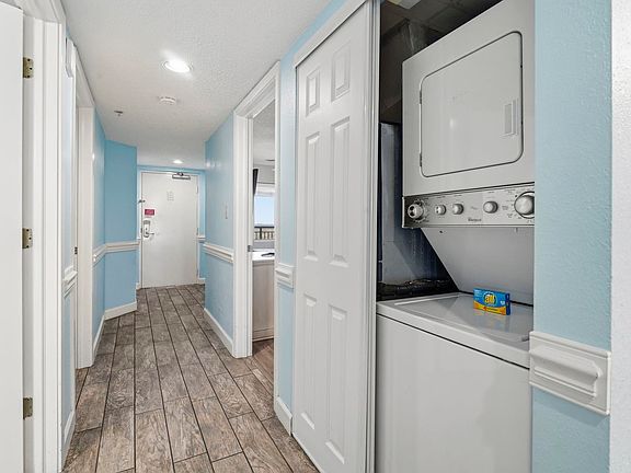 4th image of 205 74th Ave. N #1707