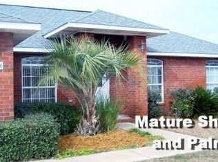 1566 Oakhill Rd, Gulf Breeze, FL 32563