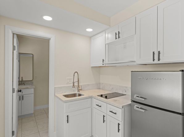 (undisclosed Address)