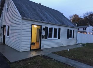 312 Manassas Dr, Manassas Park, VA 20111