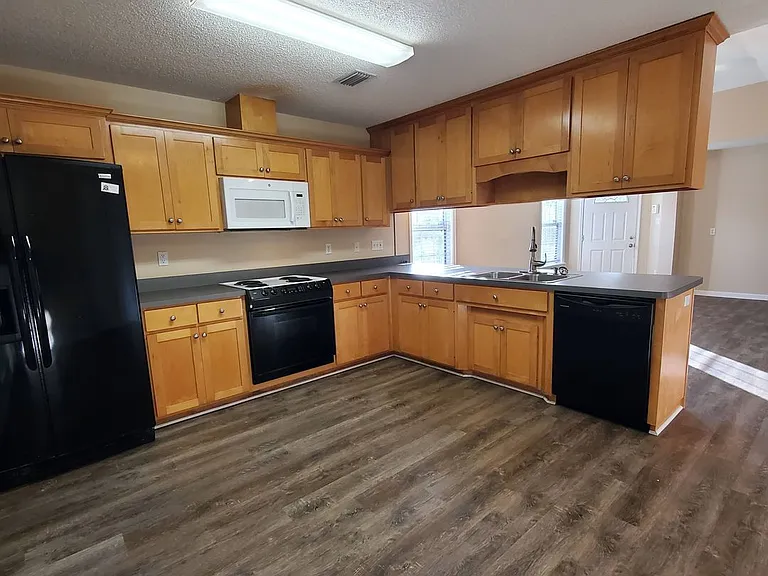 3401 Studstill Rd — Photo 5