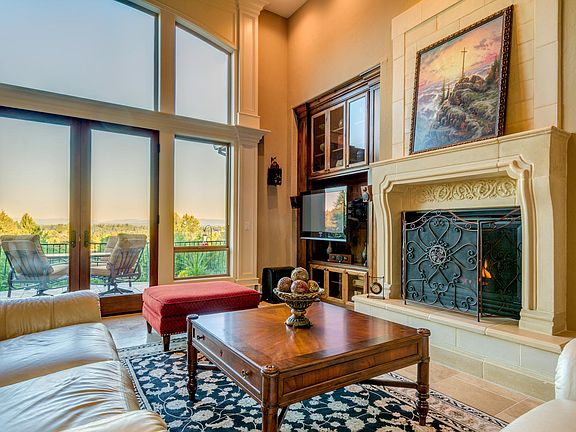 5th image of 2630 Lorinda Ln